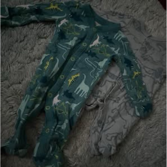 Newborn baby clothes - Picture 3 of 8